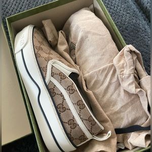COPY - Gucci sneakers, woman 9.5 (39.5) worn once, authentic